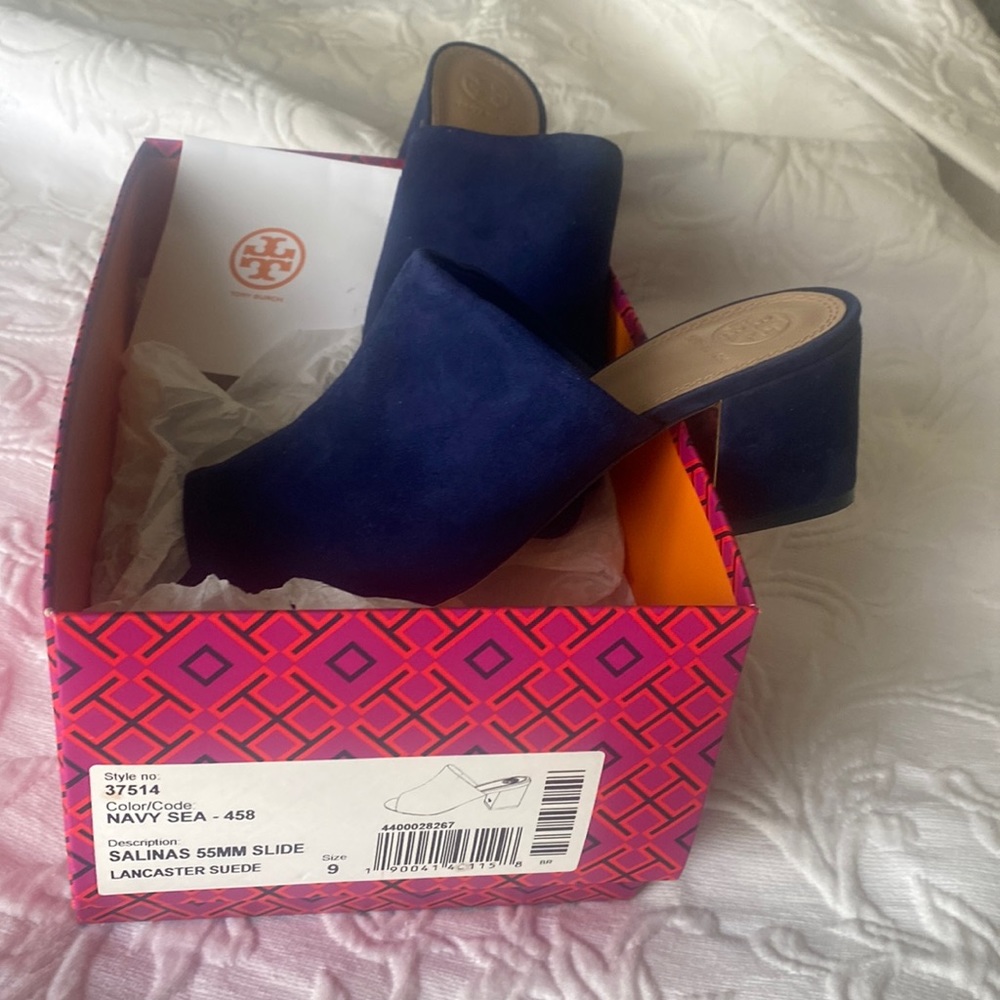 Tory burch salinas slide- size 9- color-navy sea